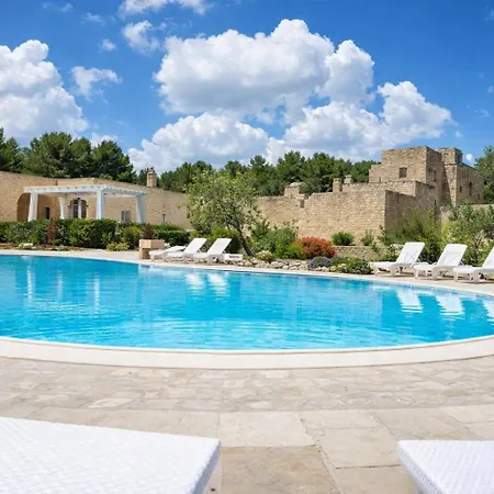 Hotiday Sannicola Szálloda 4*